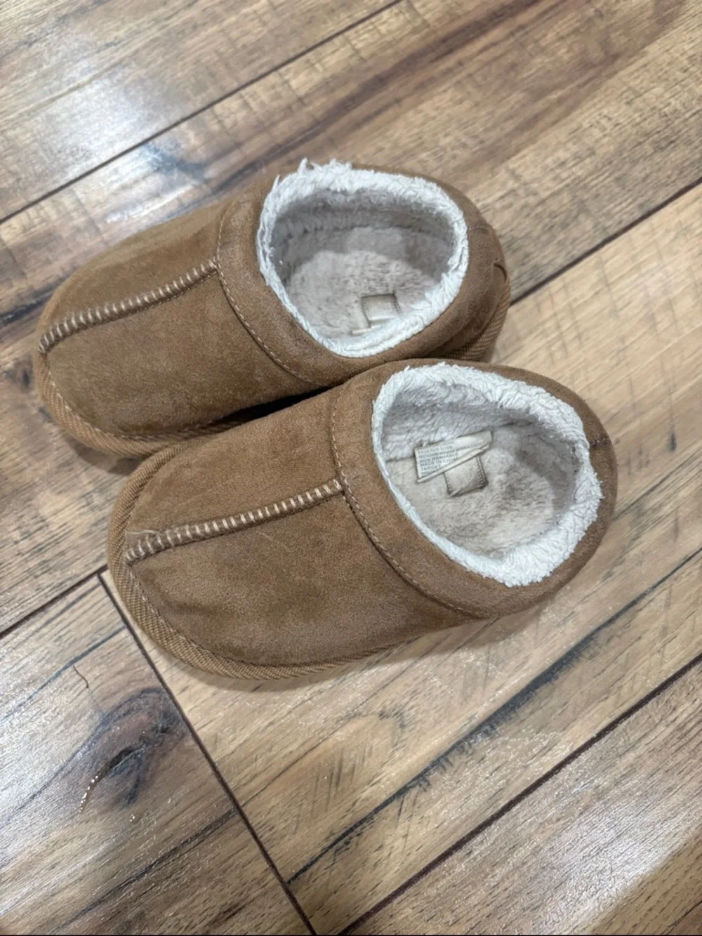 Cat & Jack Kids’ Tan Moccasin Slippers